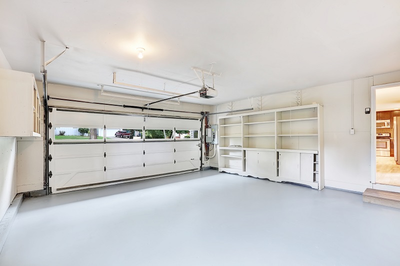 Cleaning epoxy garage floors is not difficult. In fact, one of the best reasons for installing epoxy floor coatings is for the ease of maintenance.