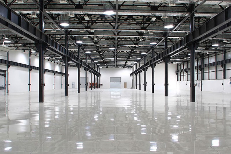 Commercial epoxy flooring is ideal for a wide variety of commercial and industrial applications.
