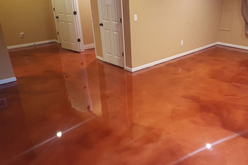 Epoxy flooring offers many advantages when you need attractive and durable flooring for either a home or commercial space.